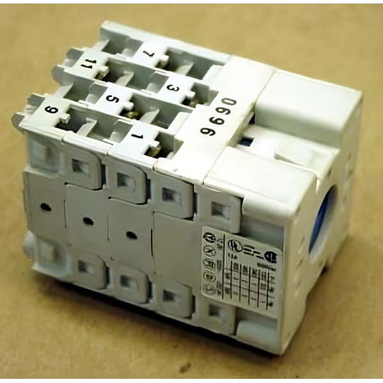 555%2D048